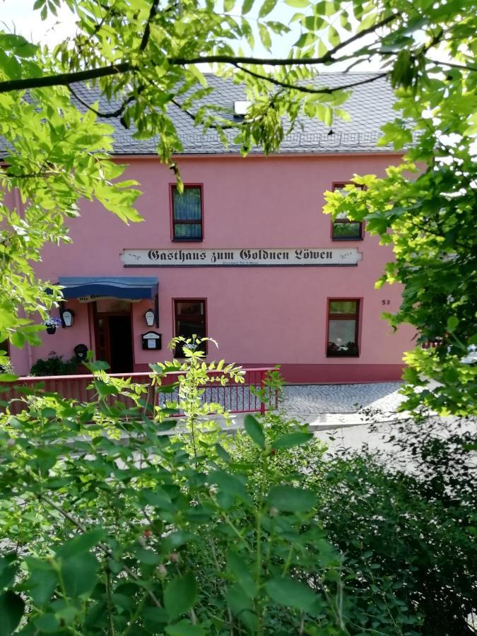 Hotel Gasthaus Goldner Loewe Saalburg Esterno foto